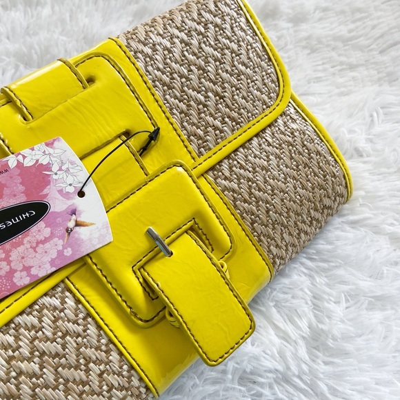 Chinese Laundry Yellow & Tan Clutch NWT - Picture 4 of 7